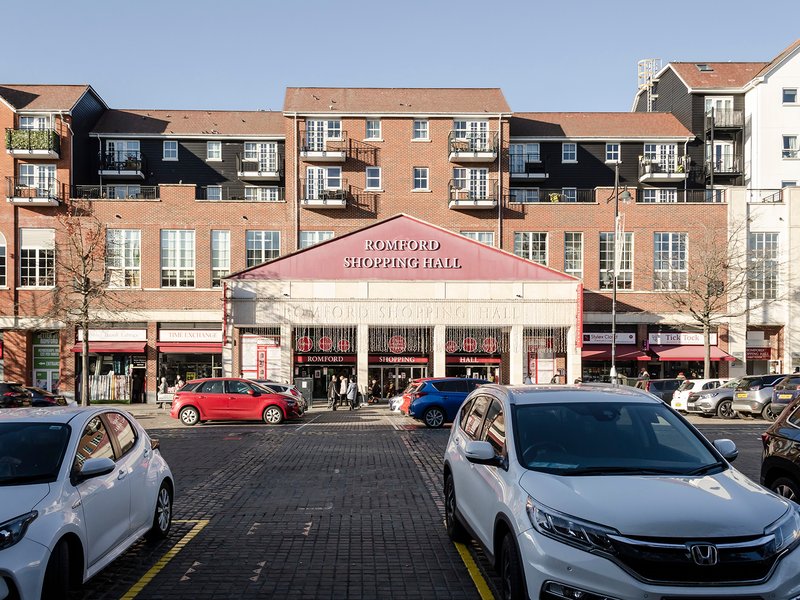 romford shopping hall photo